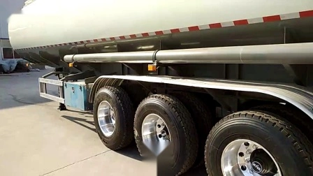 Oil Tanker Water Truck Tank 10000L Semi Trailer for Sale